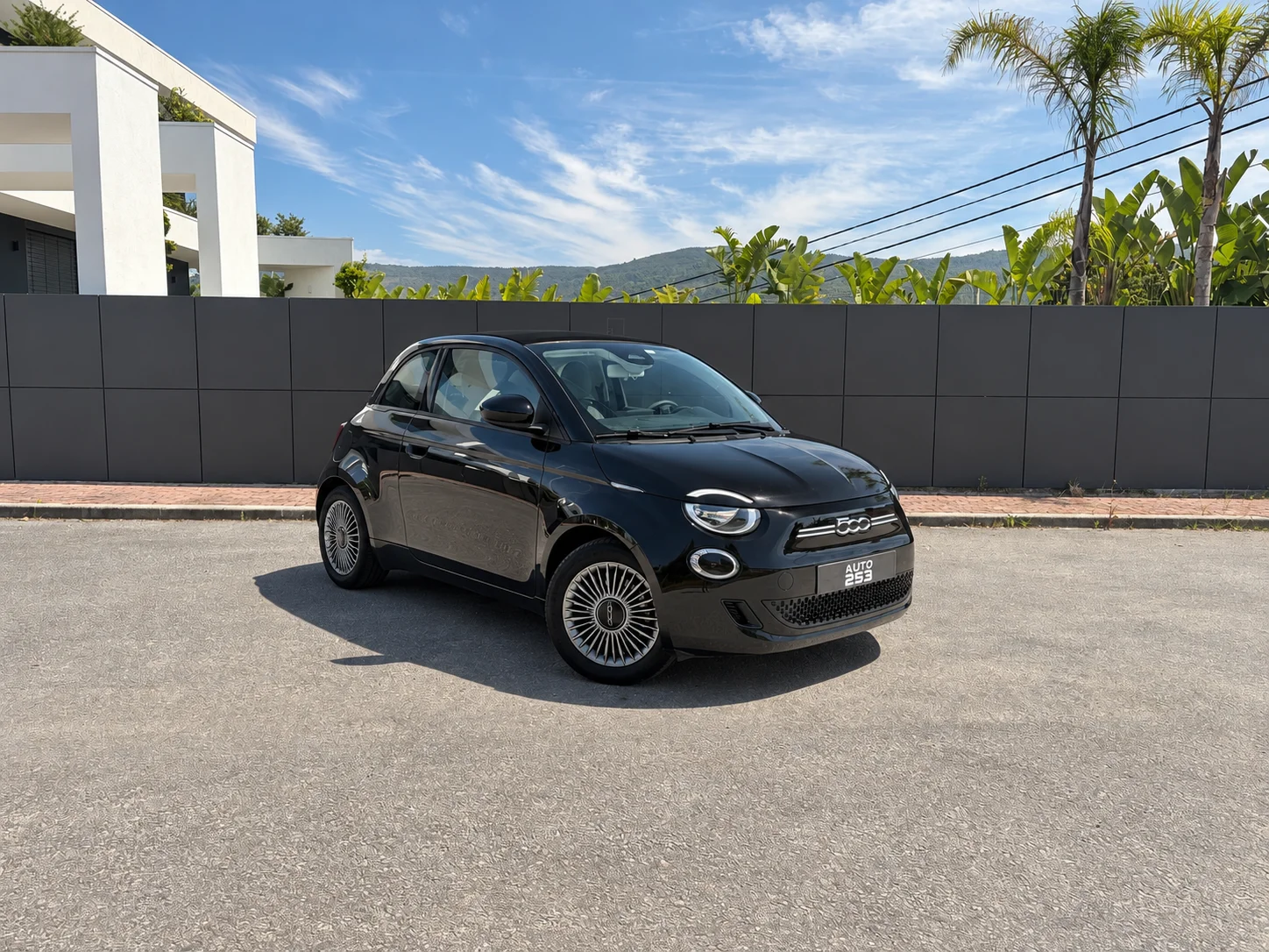 FIAT 500c e